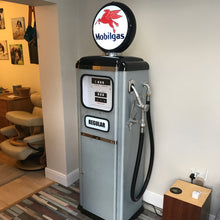 Load image into Gallery viewer, Plain Vintage Petrol Pump